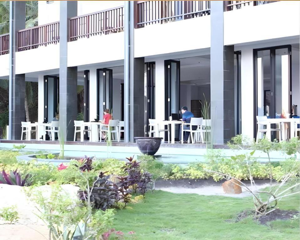 Laprima Hotel Labuan Bajo Eksteriør bilde