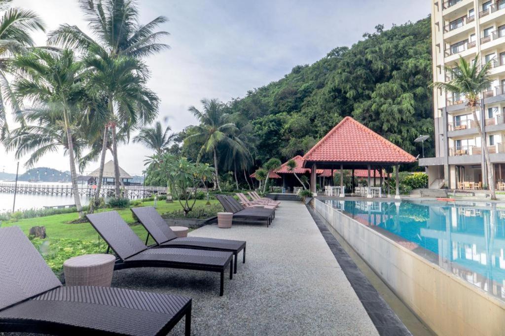 Laprima Hotel Labuan Bajo Eksteriør bilde